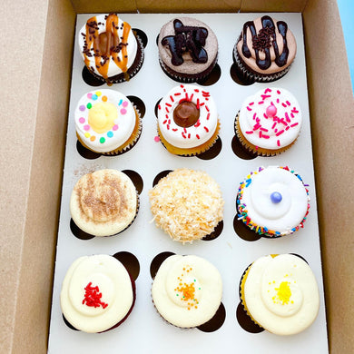 12 Pack Assorted Cupcakes